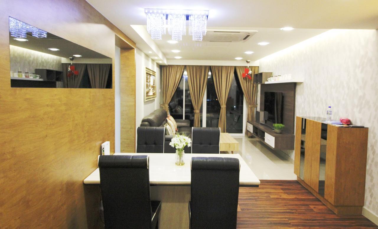 H2h - Maison De Luxe @ Majestic